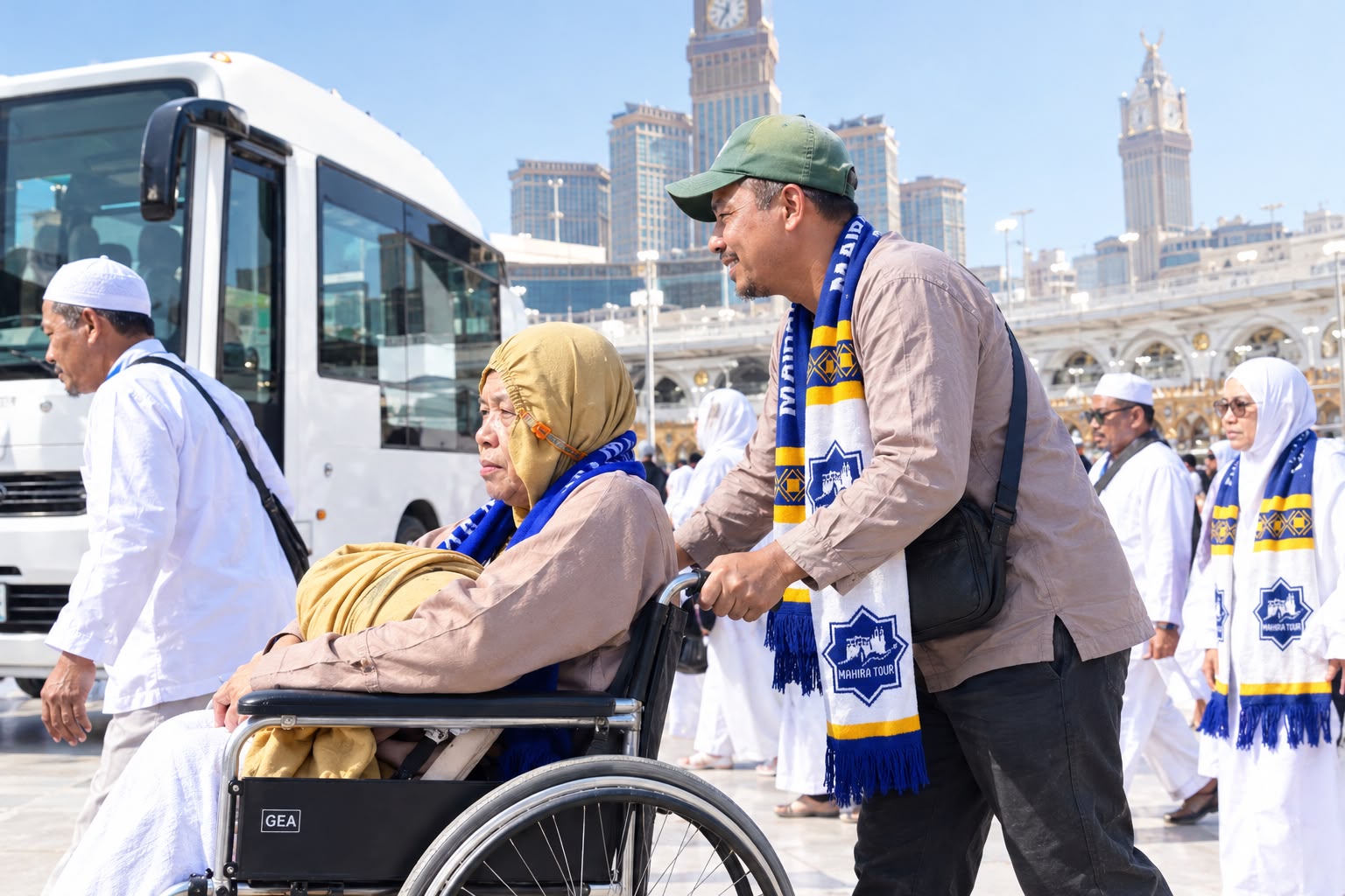 Umrah Nyaman untuk Lansia: Komitmen Mahira Tour dalam Memberikan Pelayanan Terbaik